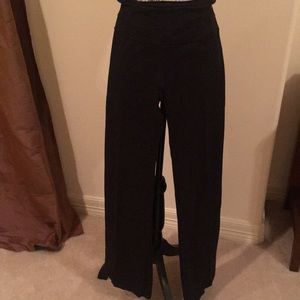 Lululemon wide leg yoga pants